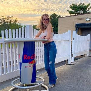 Meet your Posher, Zara